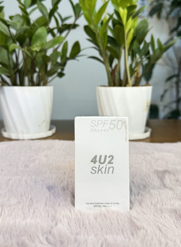 4U2 Skin Everyday Tone Up Uv Gel SPF50+ PA++++