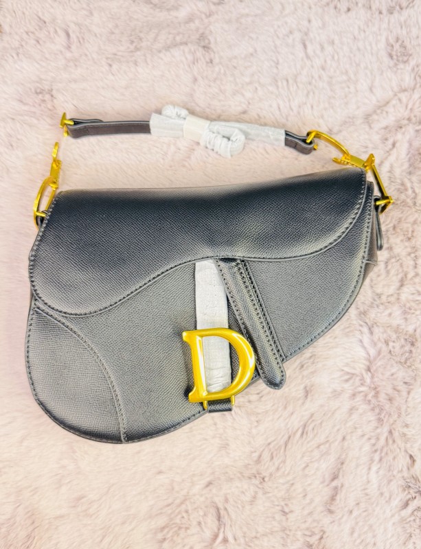 Medium Soft Saddle Bag with Strap